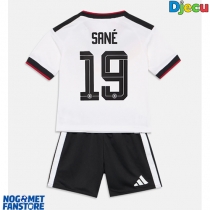 Njemačka Leroy Sane #19 Domaci Dres za djecu SP 2026 Kratak Rukav (+ Kratke hlače)